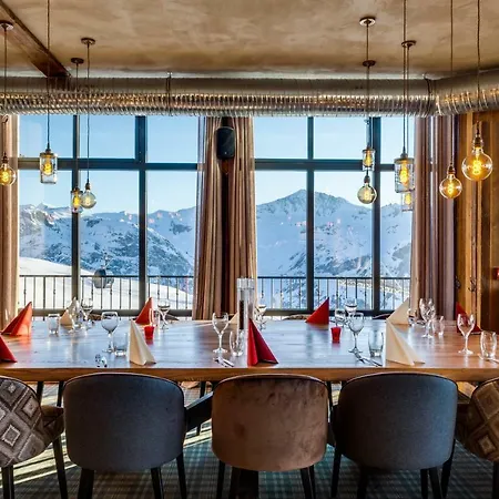 Luxury 8 Bedroom 380m2 - 2 551m Altitude 아파트 Val-dʼIsère