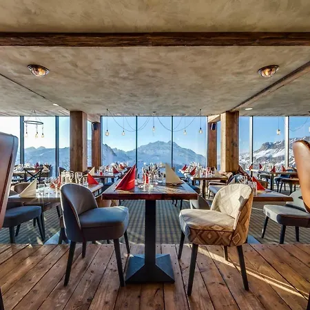 Luxury 8 Bedroom 380m2 - 2 551m Altitude 아파트 Val-dʼIsère