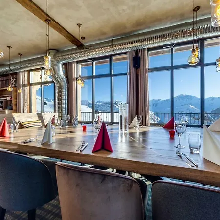 Luxury 8 Bedroom 380m2 - 2 551m Altitude * Val-dʼIsère