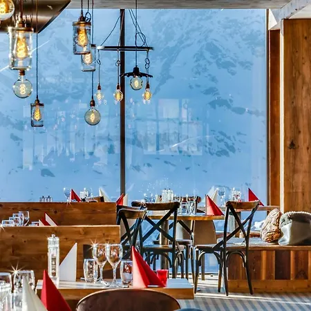 Luxury 8 Bedroom 380m2 - 2 551m Altitude 아파트 Val-dʼIsère